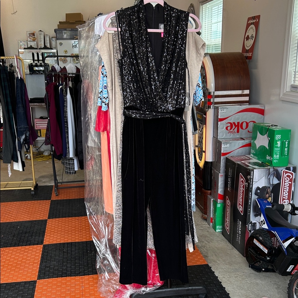 Vince Camuto Black Sequin Ensemble